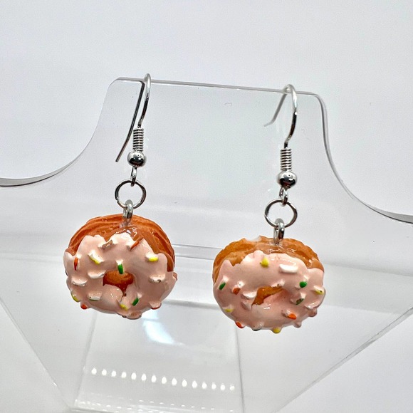 Sprinkle Donut Earrings - Croissant Earrings - Food Earrings - Baker Earrings - Picture 5 of 9